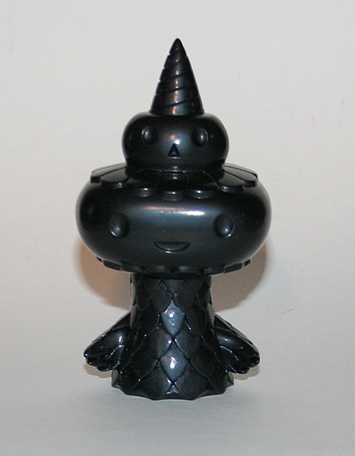 Super7 Unpainted Black Doku Duo