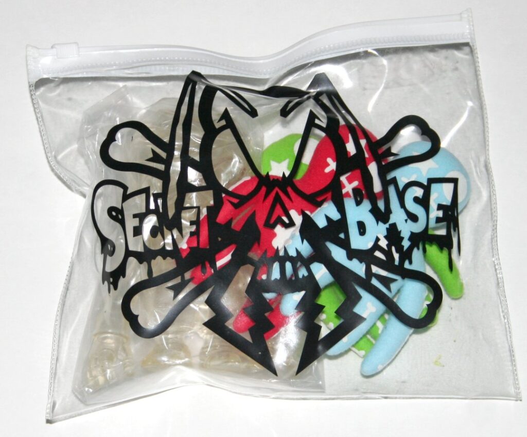 Secret Base Damaged Brain with Plush Set