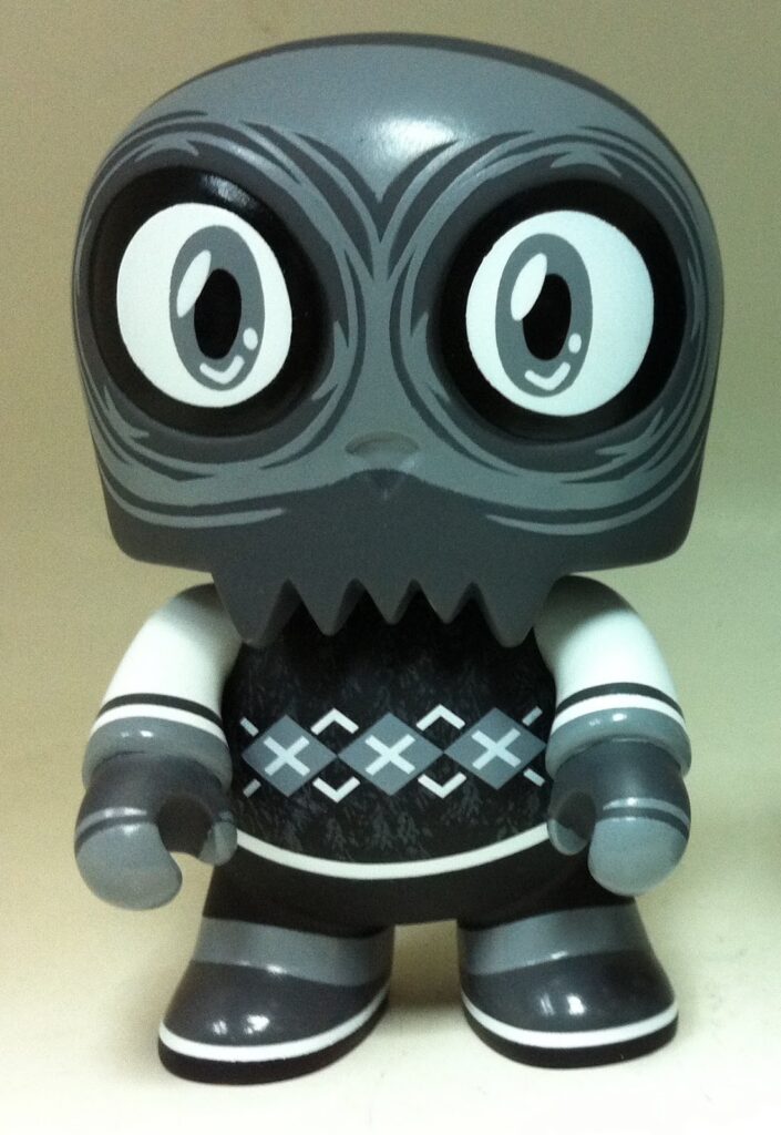 Scott Tolleson Mini Qee Uncle Argh Noir Toyer