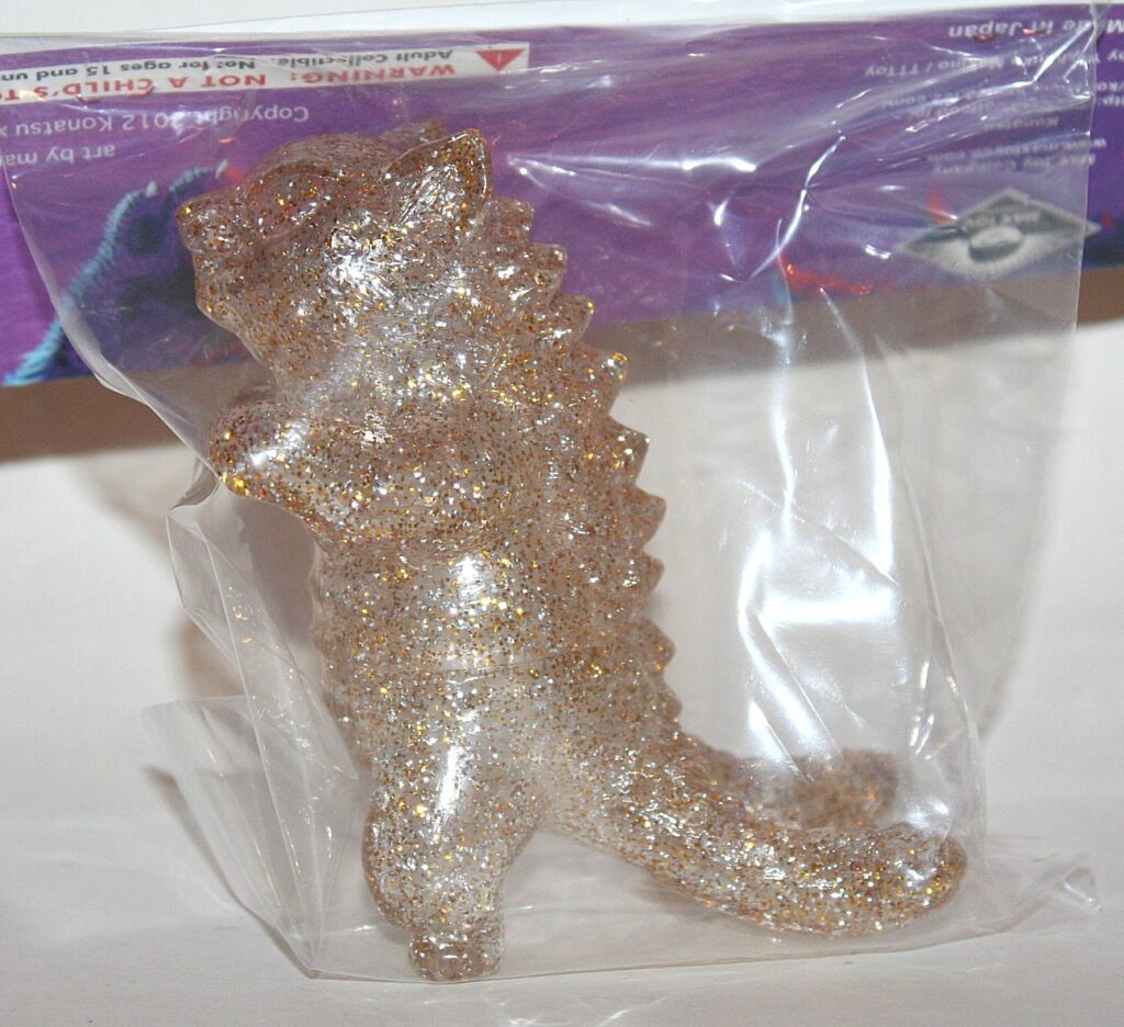 Max Toy Co Gold Lame Negora