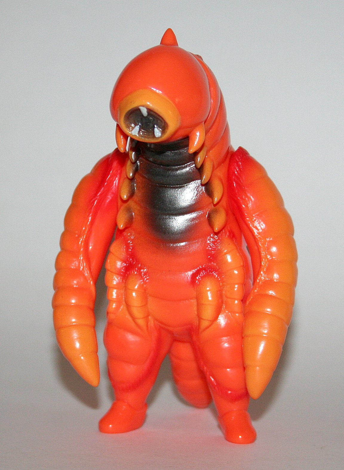 TTToys IWA Orange Deathworm