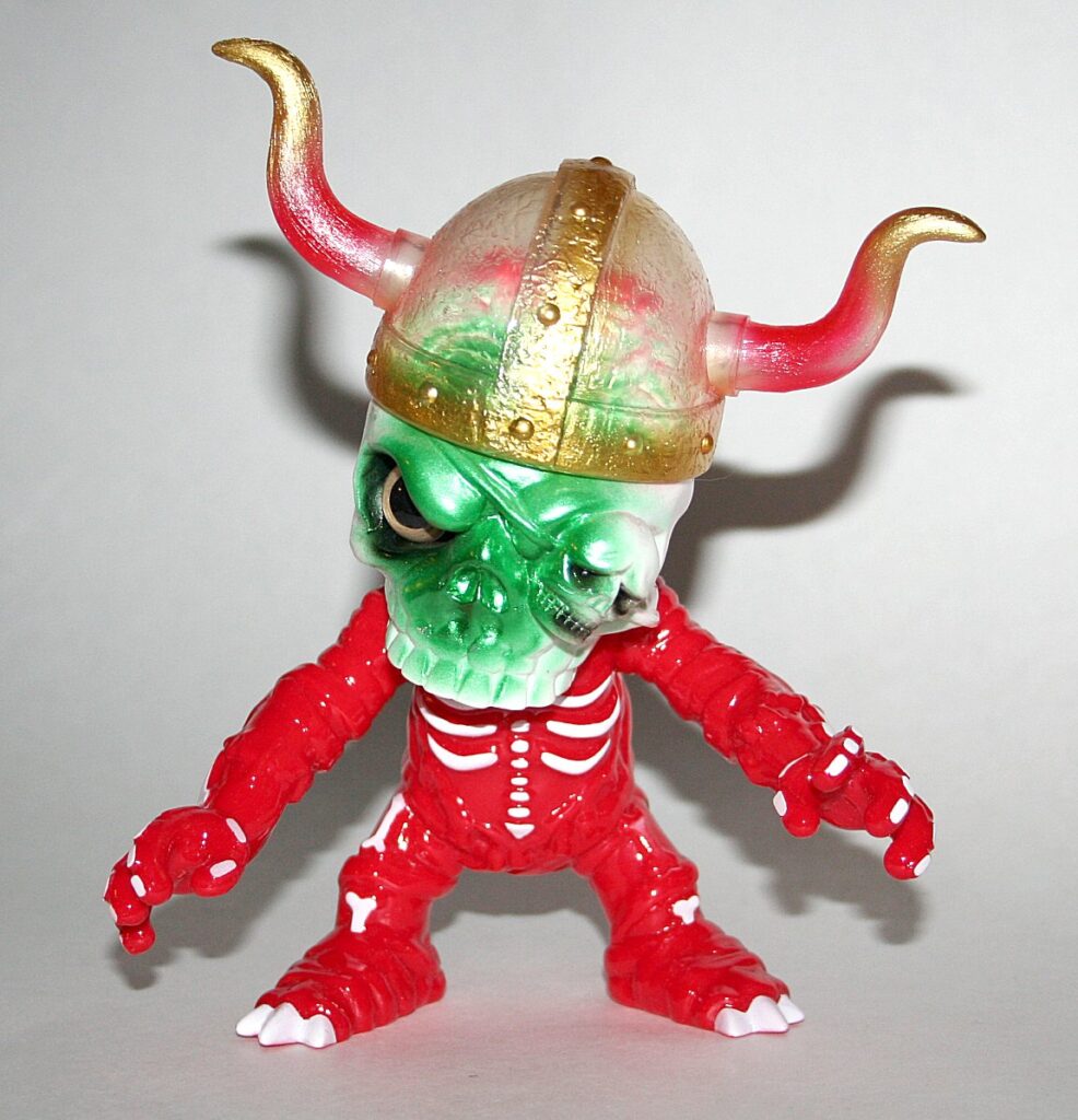 Vinyl Junkies Skull Zombi Red & Green Viking - Open
