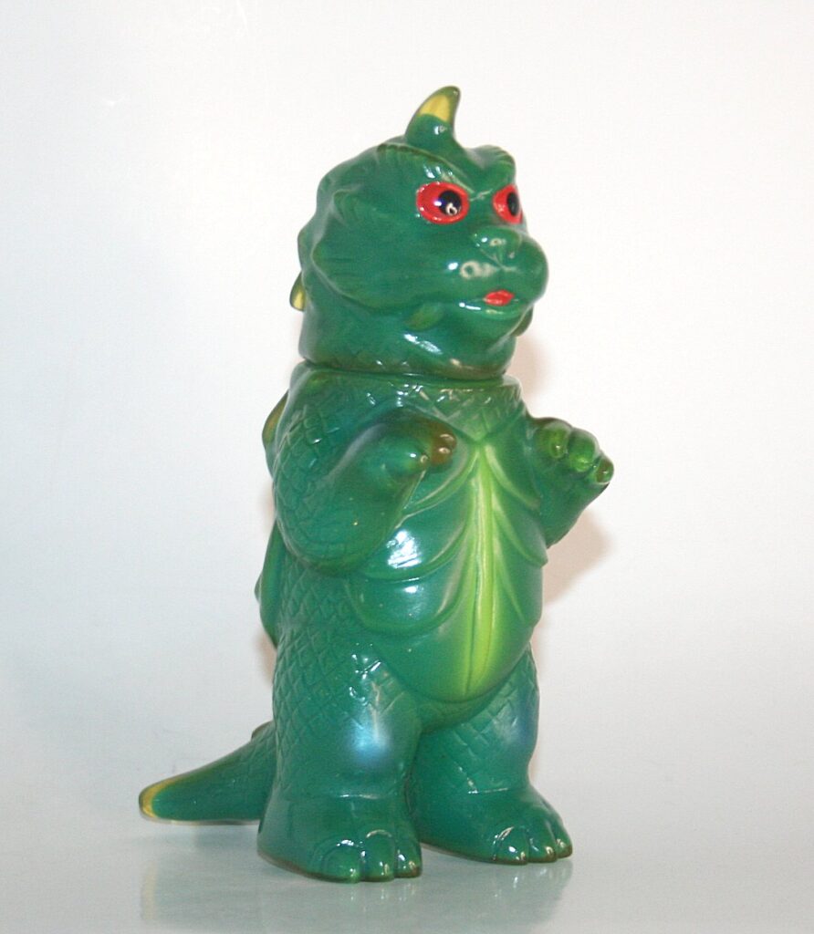 US Toys Mid Size Green Double Pour Gomess