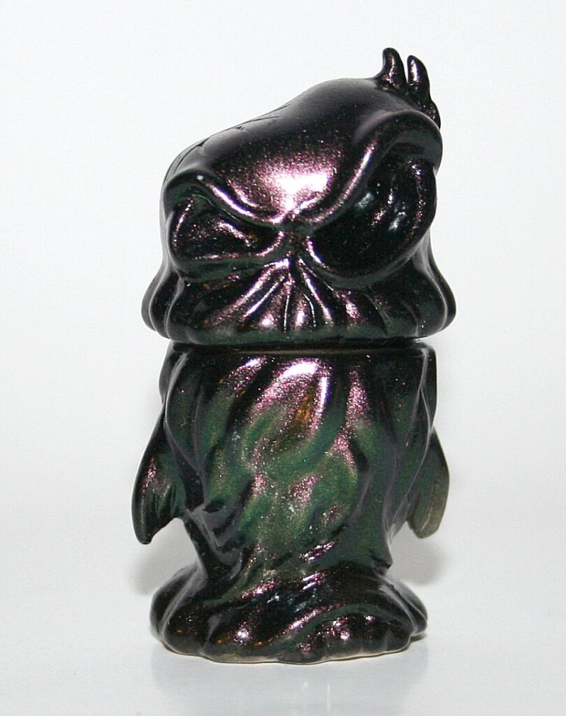 Skull Head Butt Black Tiny Monster Q Gachamon
