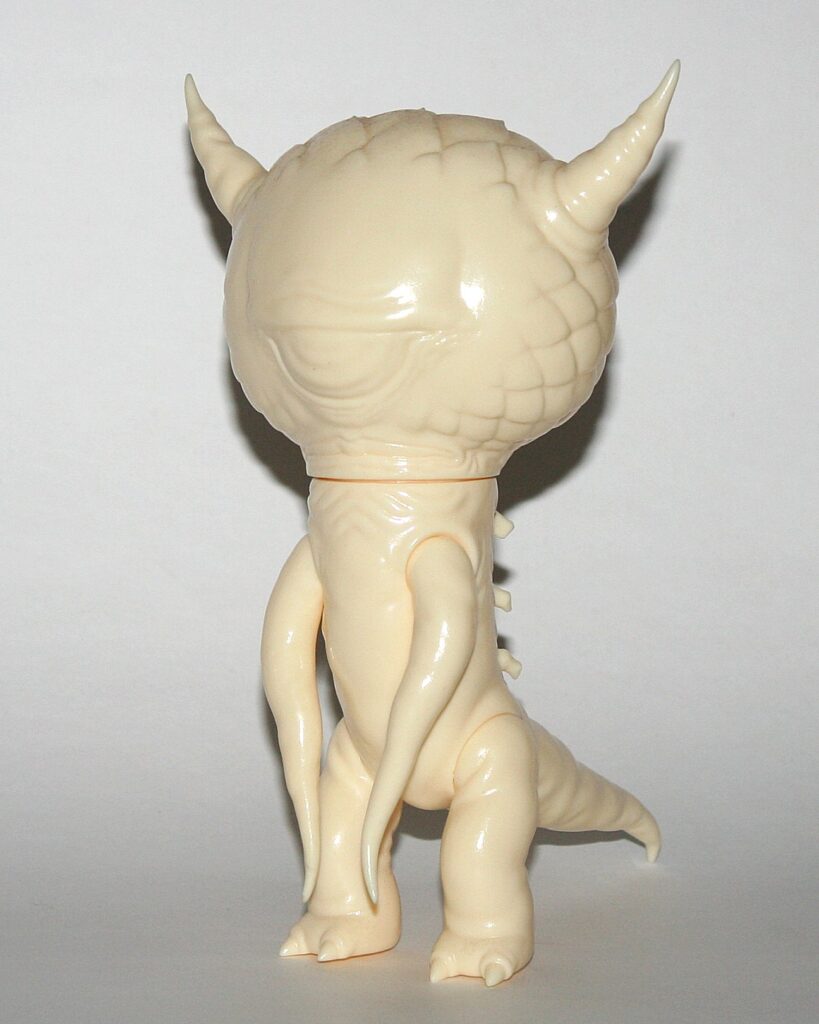 Stan Manoukian Unpainted White Kondo