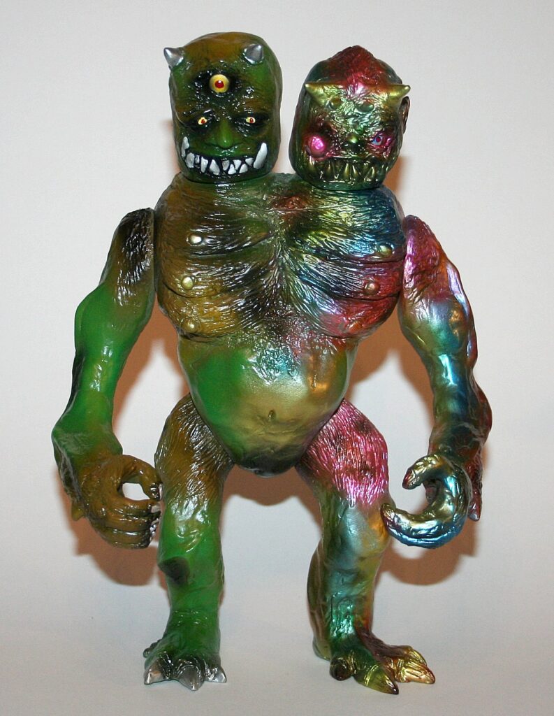Kearjun x Arturo Ulloa Goodon