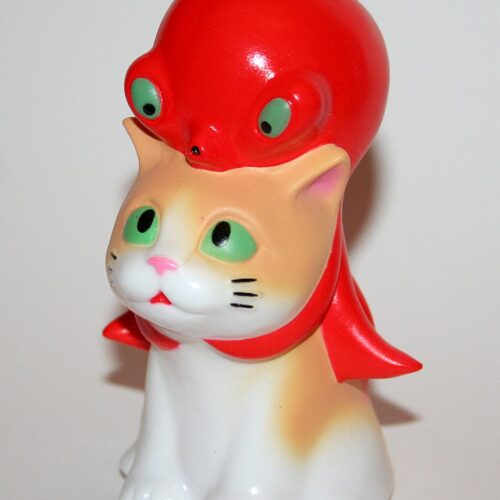 Sunguts White & Tan Green Eye Nekomatas