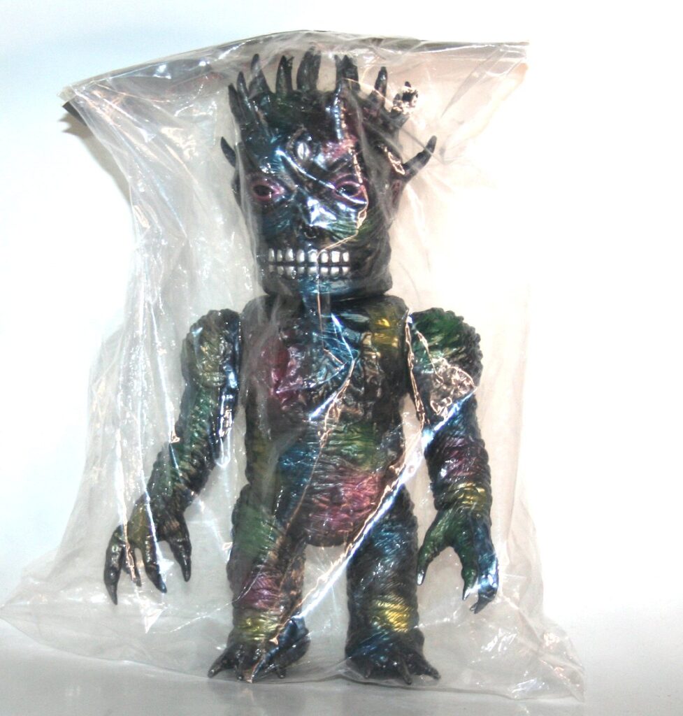Skull Head Butt x Abby Angel Black x Blue Skull-X Sofubi Figure