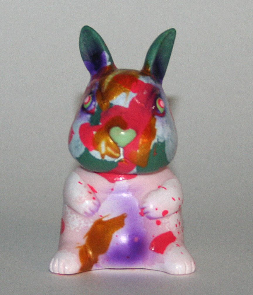 Shikaruna One Off Sitting Bunny V1
