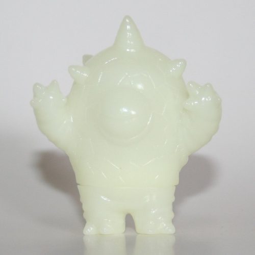 Max Toy Co Unpainted GID One Eye Gacha Eyezon