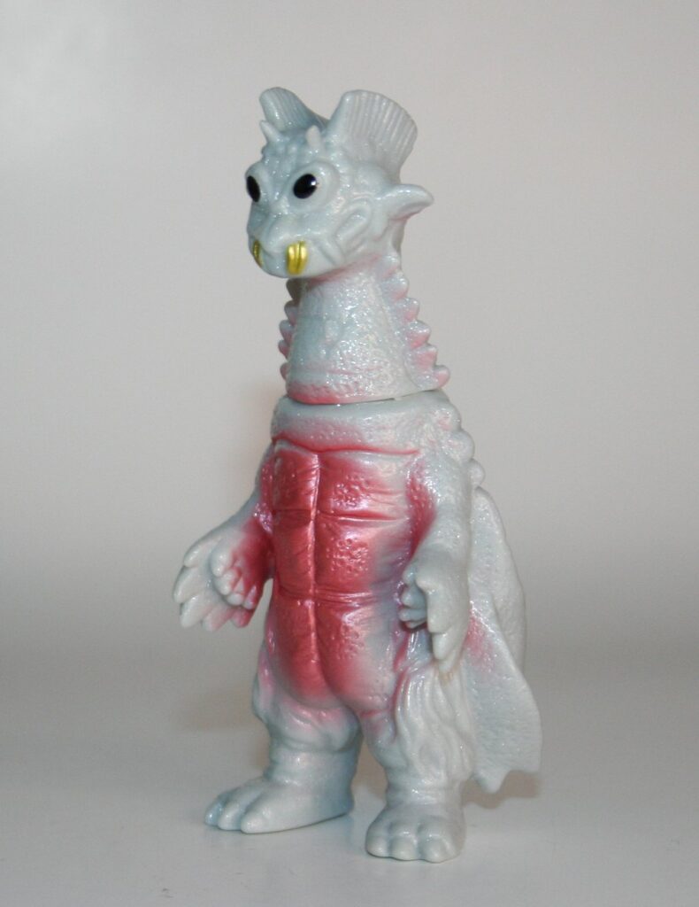 Bullmark x Tsubraya Mini Grey Doragory