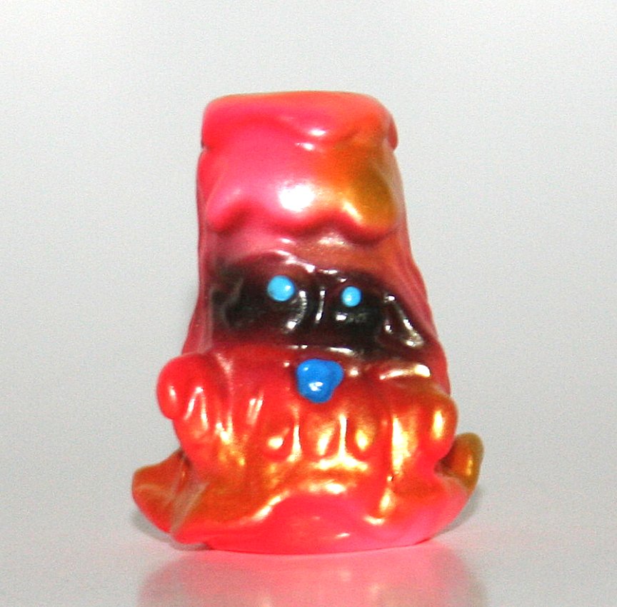 Gumtaro Pink and Gold Chikuwa Haunted