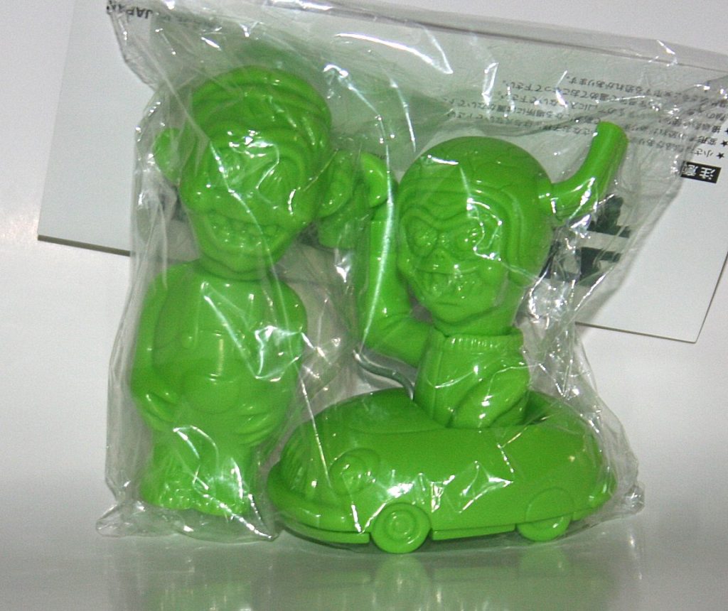 Star Toys Japan x Little Chop Unpainted Green Weirdo Clutch
