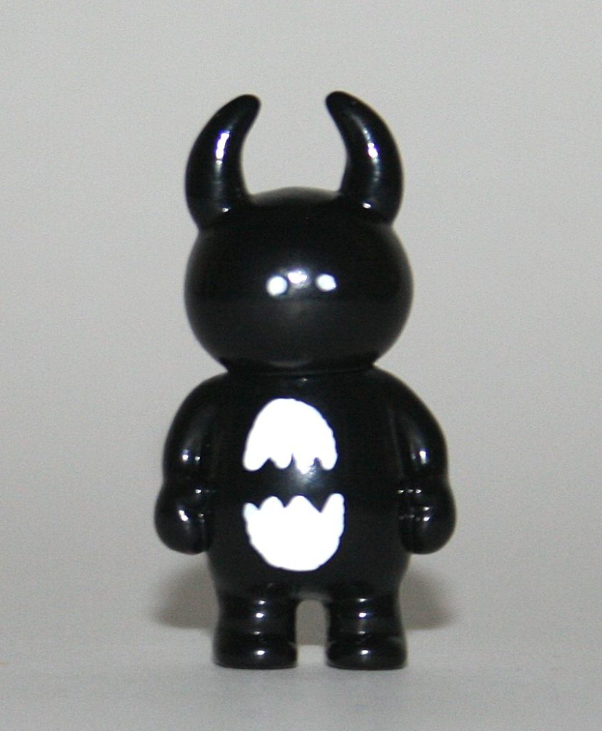 Uamou Micro Black Broken Egg