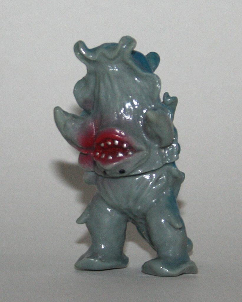Yamomark Grey and Blue Aplysia Alien