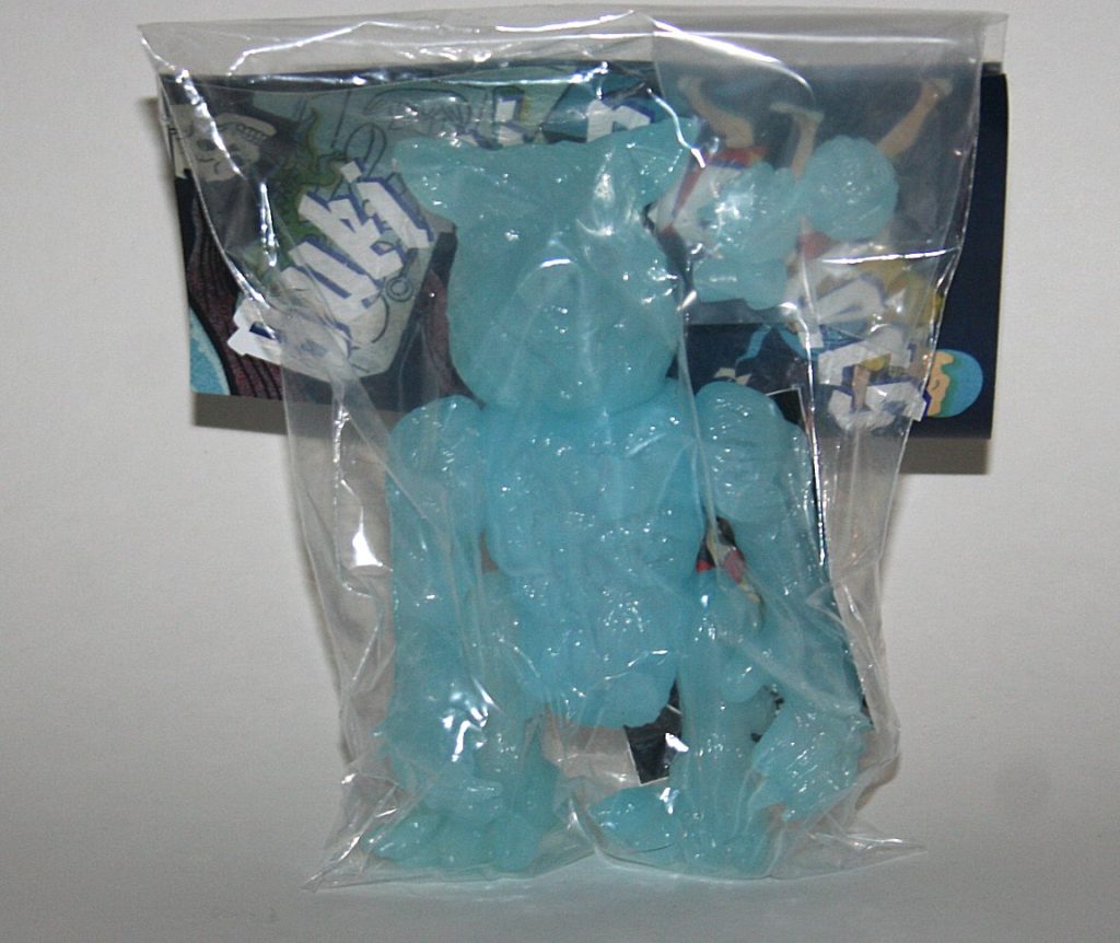 Bukimi Blasters Unpainted Pale Blue Kichigai Buta