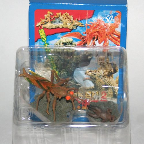 Iwakura Kamacuras Attacking Minilla Diorama