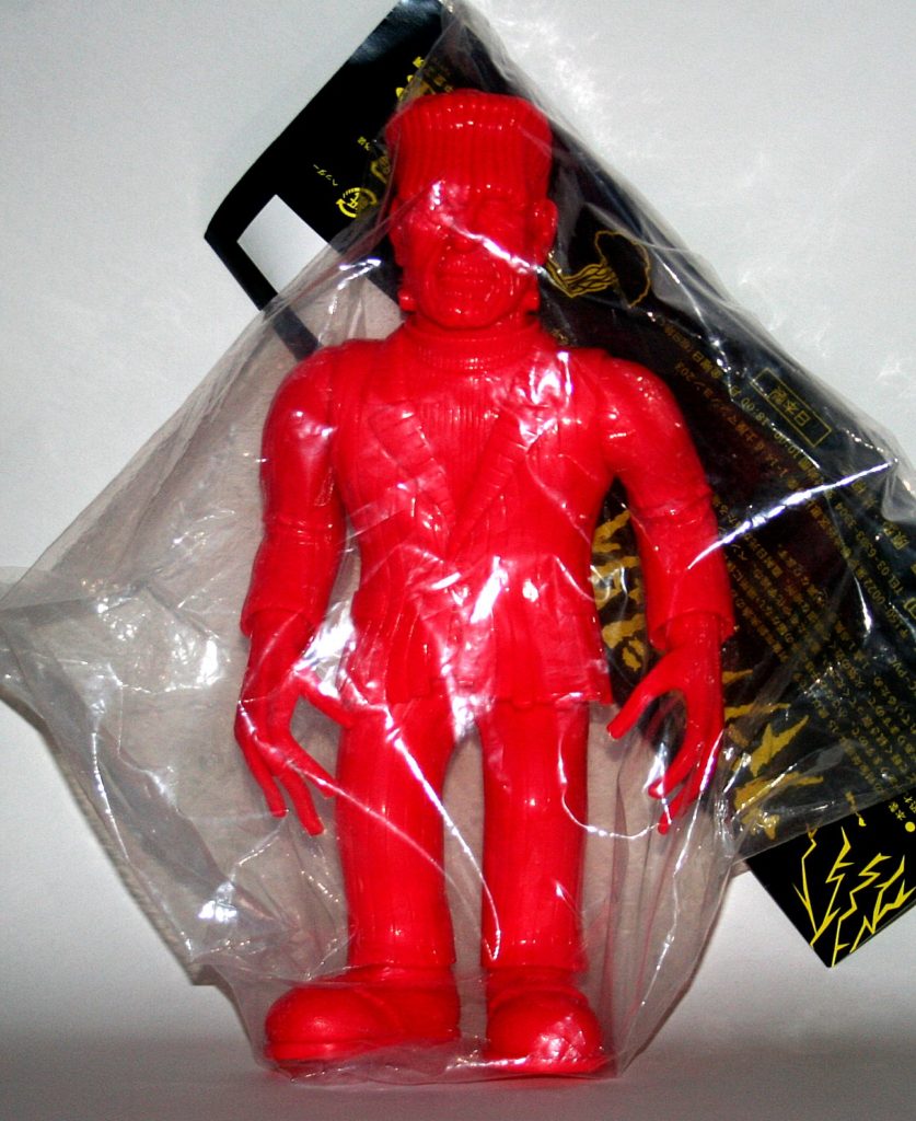 Hollow Studio x Kenelephant GIANT Red Zombie