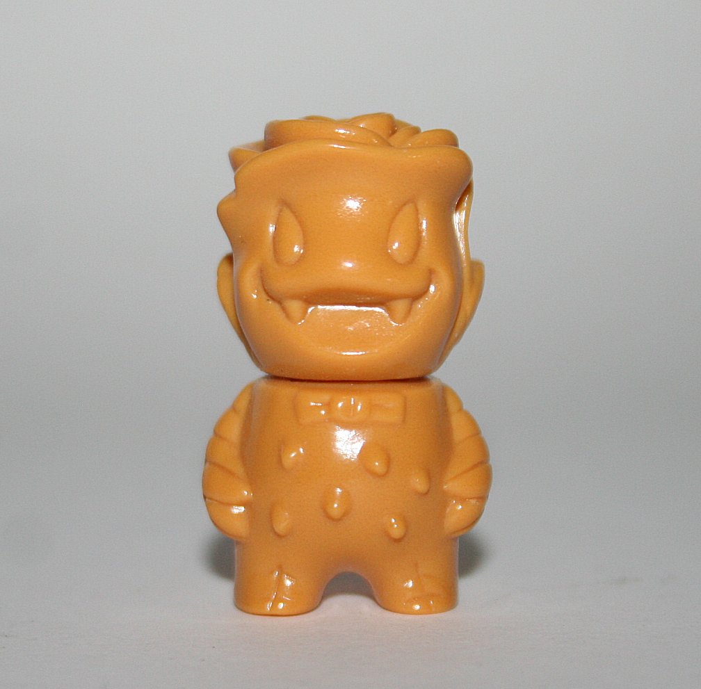 Super7 Micro Butterscotch Rose Vampire