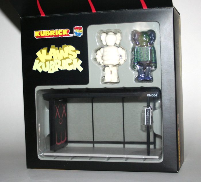 Kaws x Medicom Kubrick Bus Stop Set 4