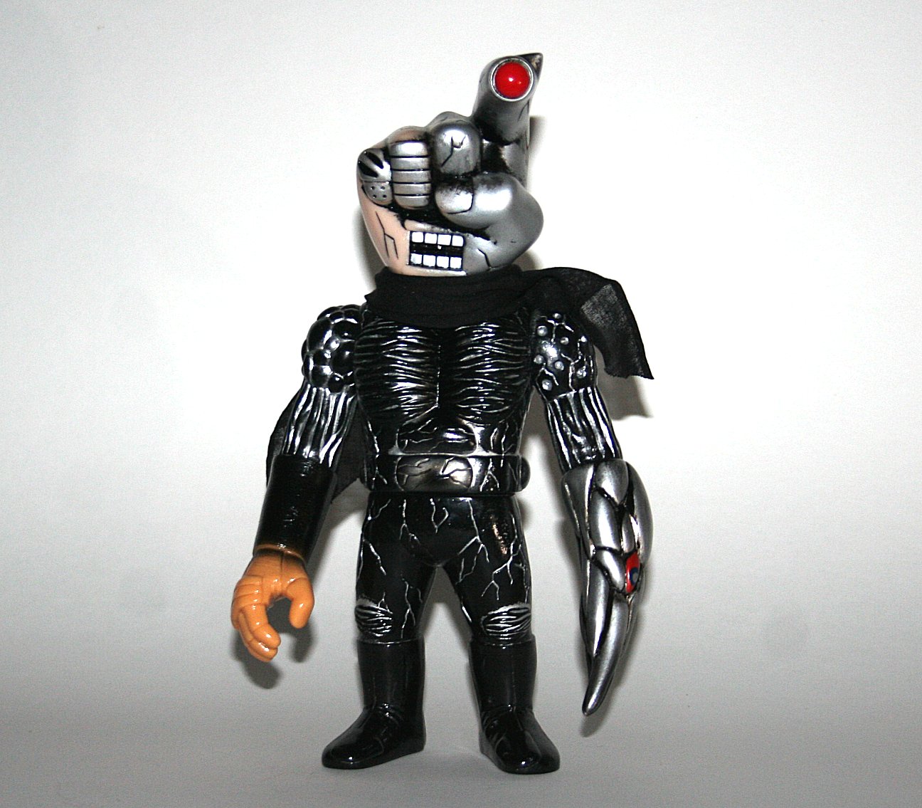 RealxHead Black with Red Eye Yubiosu