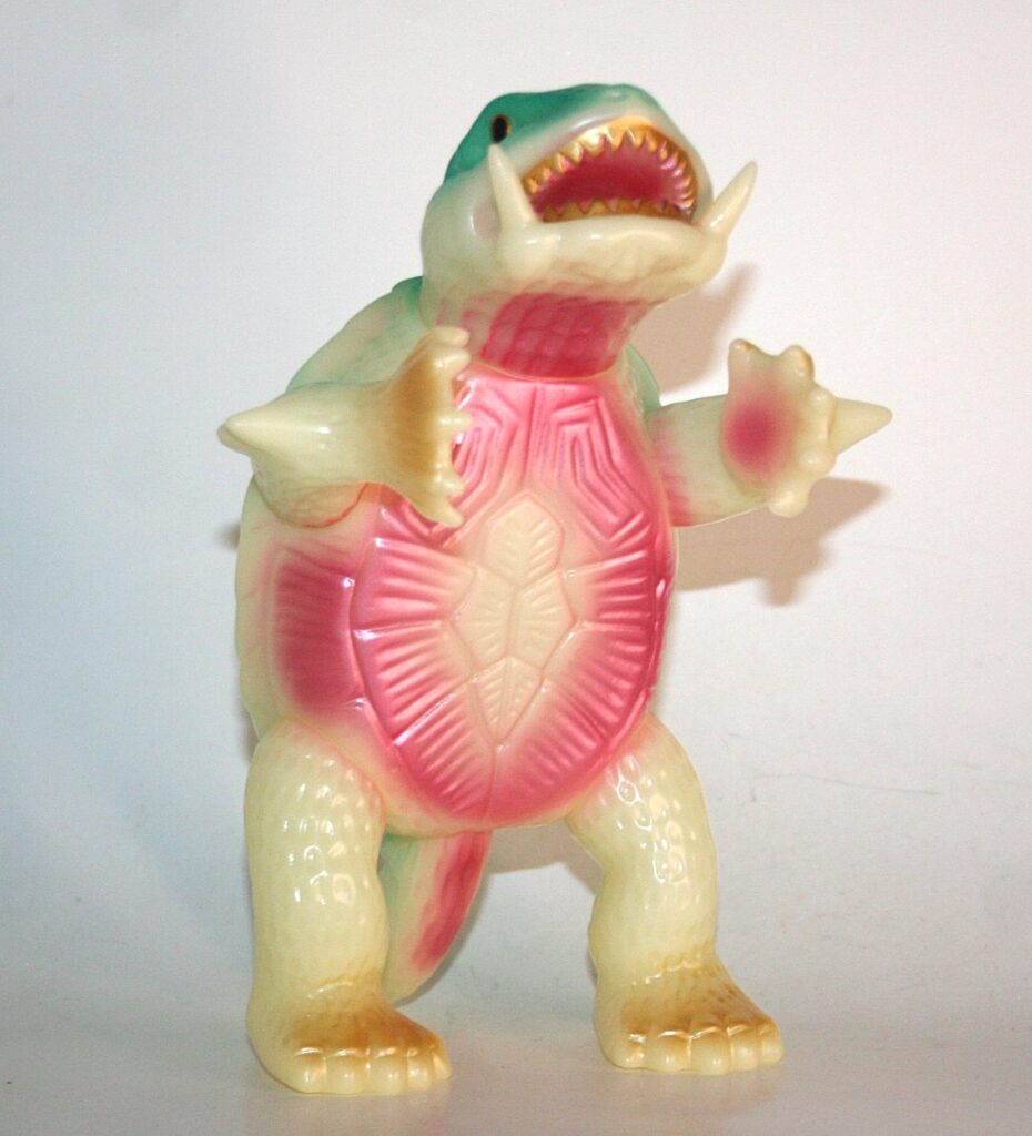 M1 x Hyper Hobby Exclusve Glow Gamera