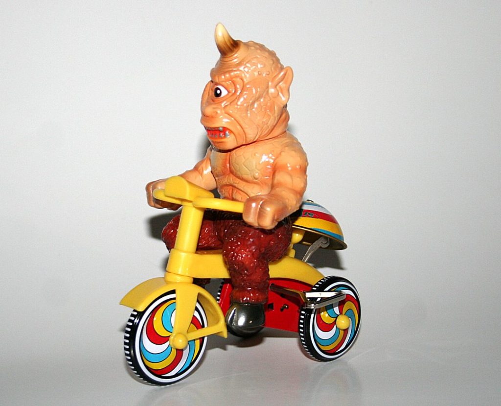 a.a.a. vinyl toys　CYCDOG M1 x ISH 7th Voyage of Sinbad Cyclops Tricycle — Vicious Fun