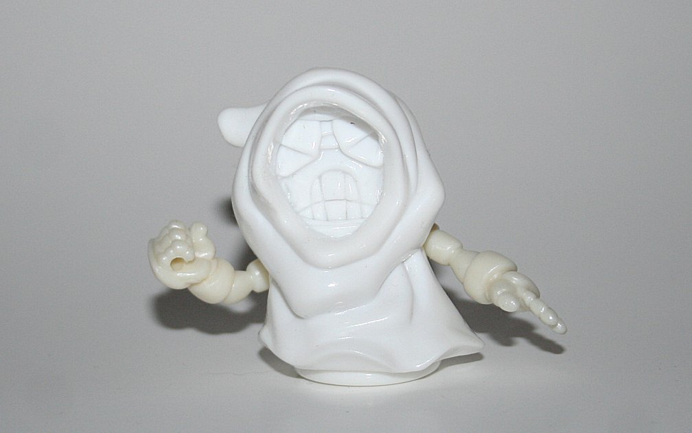 Rampage Toys x Tarantulas White on White Winter Nibbler