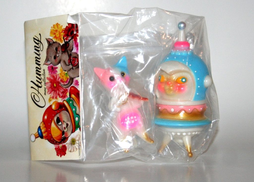 Maw Collection Humming UFO and Cat Set