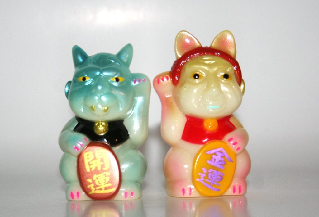 Izumonster Glow in Dark Mini Fortune Set