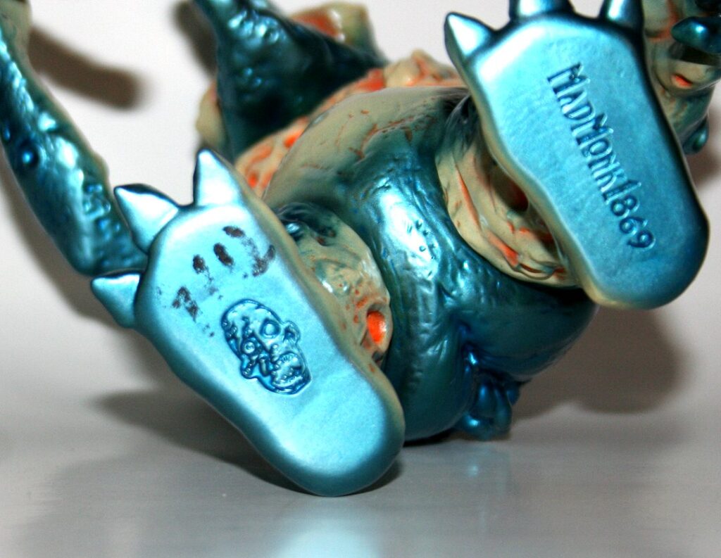 Mad Monk Garamoon Mad Moon Vinyl Figure | Vicious Fun