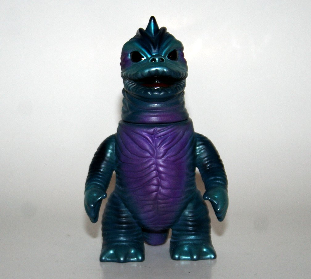 Gargamel x Hello Pike Purple Beralgon