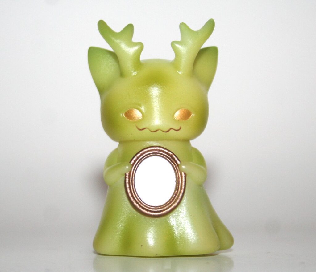 Medicom x Kaori Hinata VAG Series 20 Green Ghost Morris
