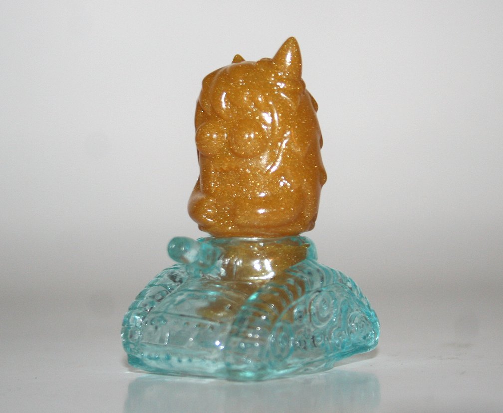 Rampage Toys Golden Lame Micro Ugly Unicorn in Tank