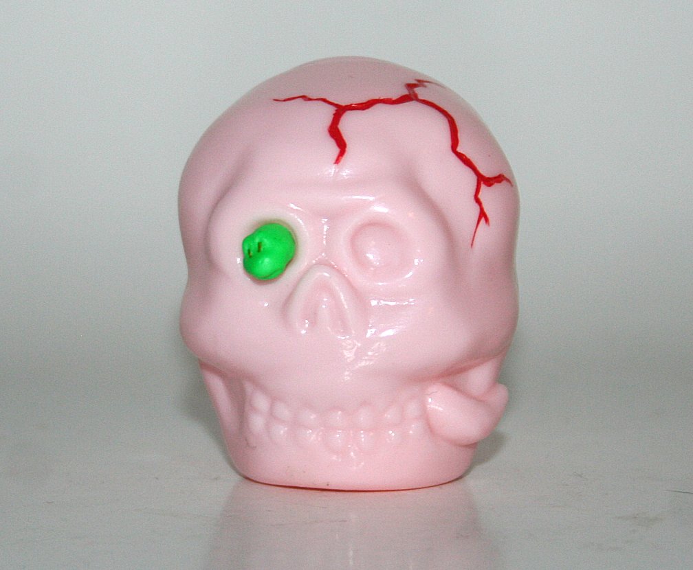 Yoiko Omocha Mysterious Toy Pink Skull