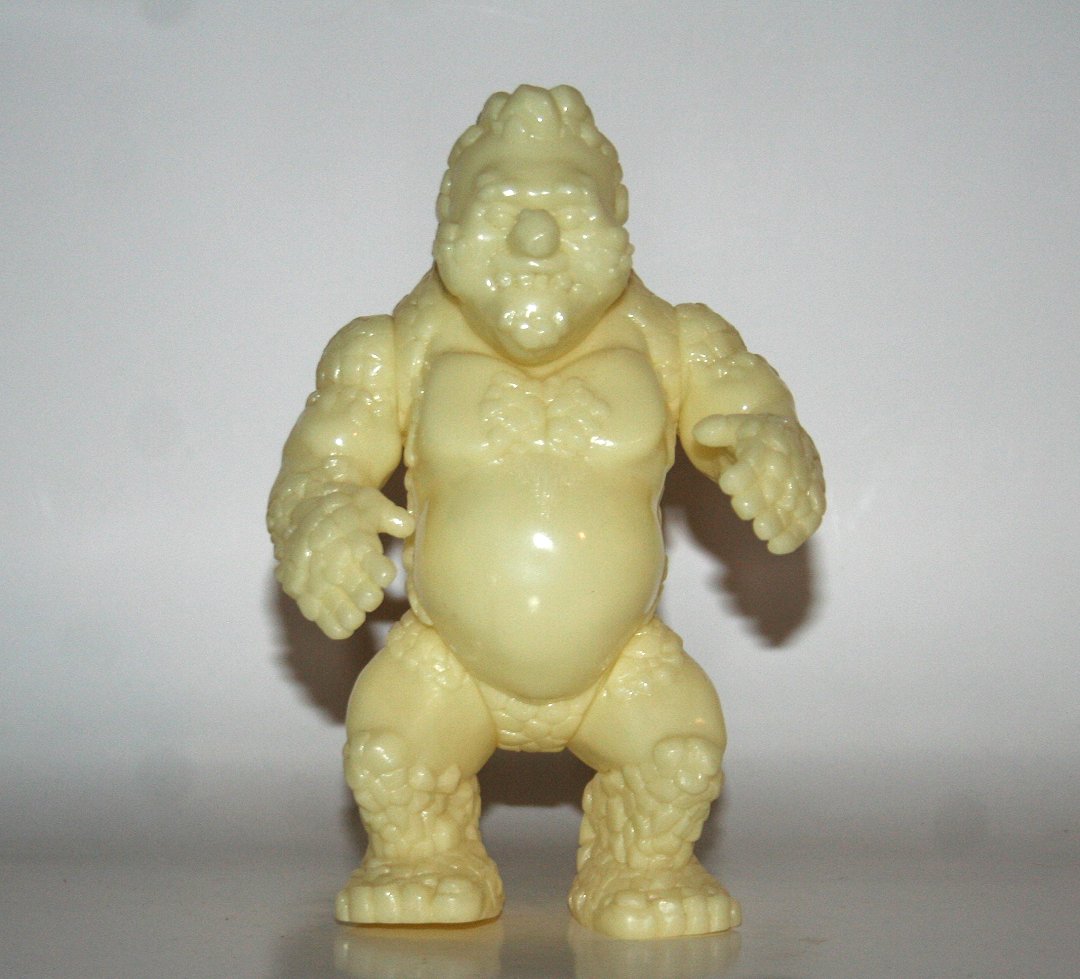 Kikkake Toy Unpainted Glow in Dark Sammo Hung