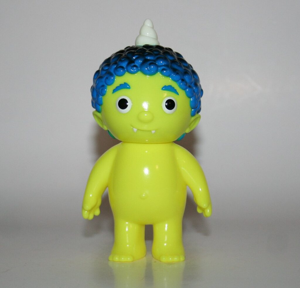 Cometdebris Painted Yellow Oni Kid