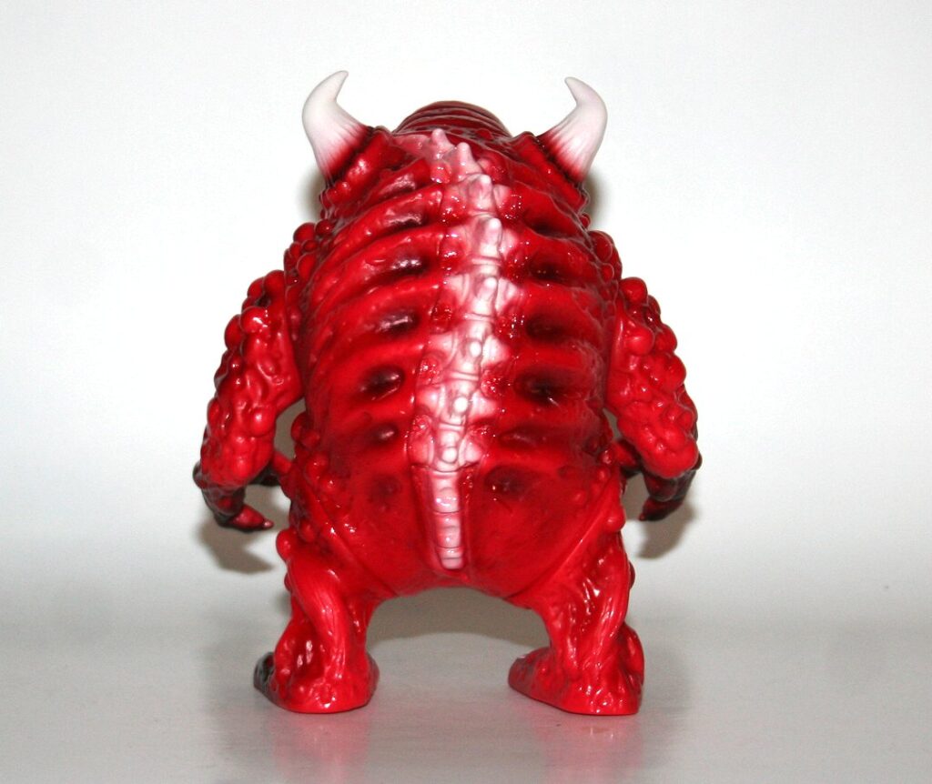 Chokehazrd Rotten Red Noxious Sofubi Figure | Vicious Fun