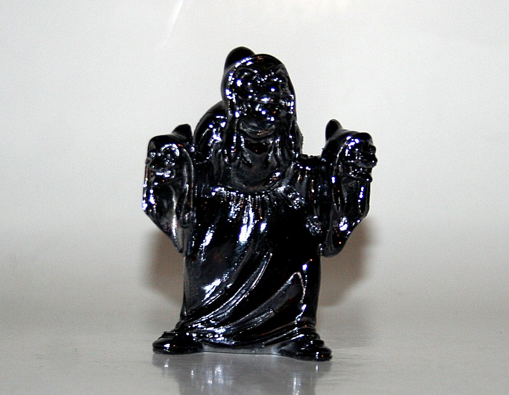 Healeymade Vacuform Metallic Purple Coven Witch