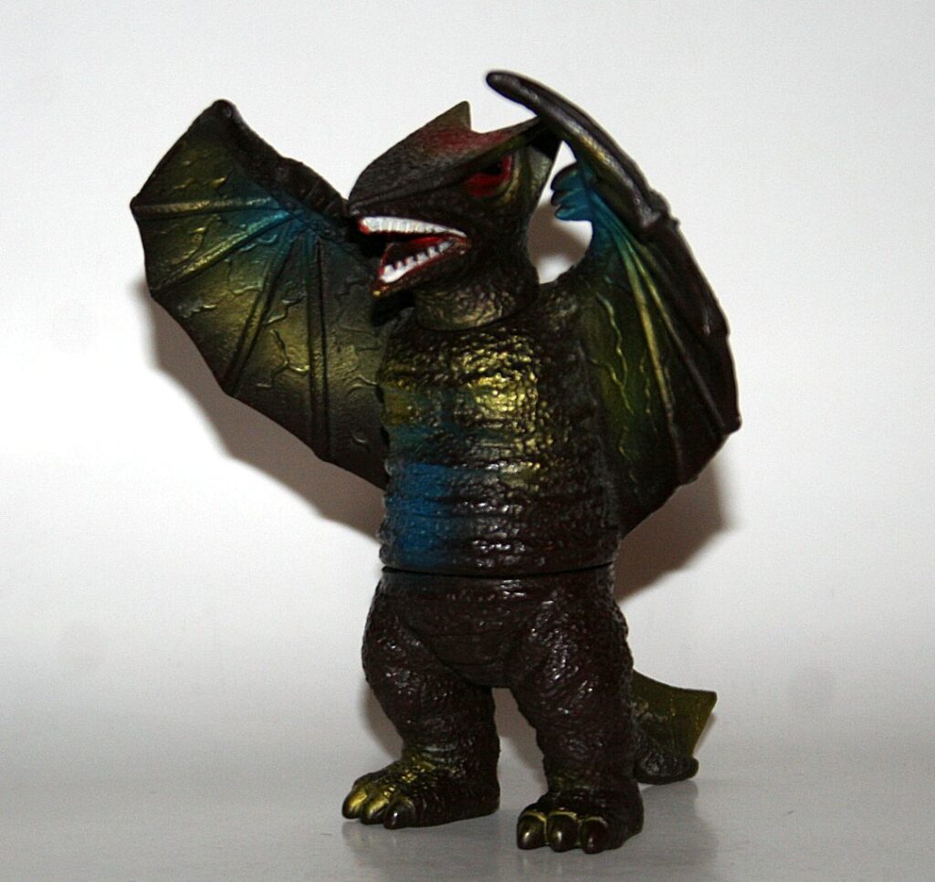 Slash Painted Brown Gyaos