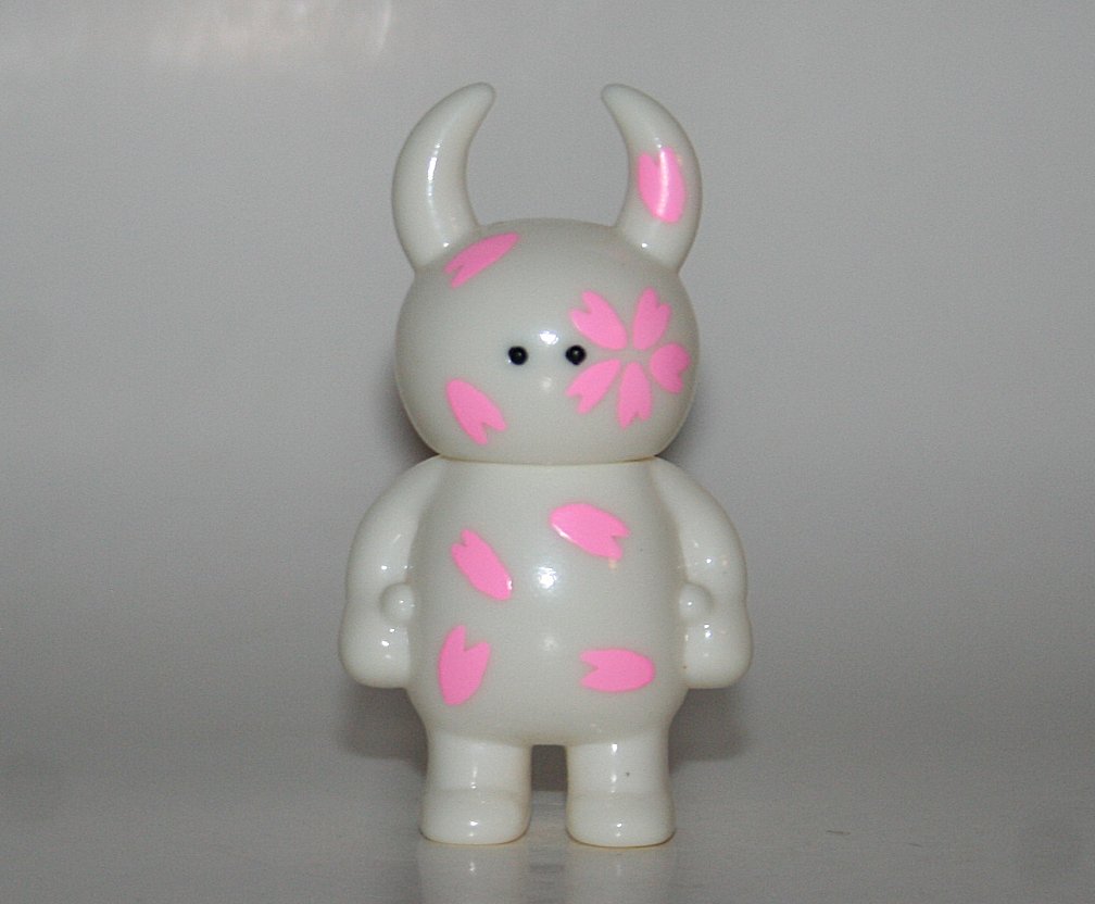 Uamou White and Pink Falling Flowers