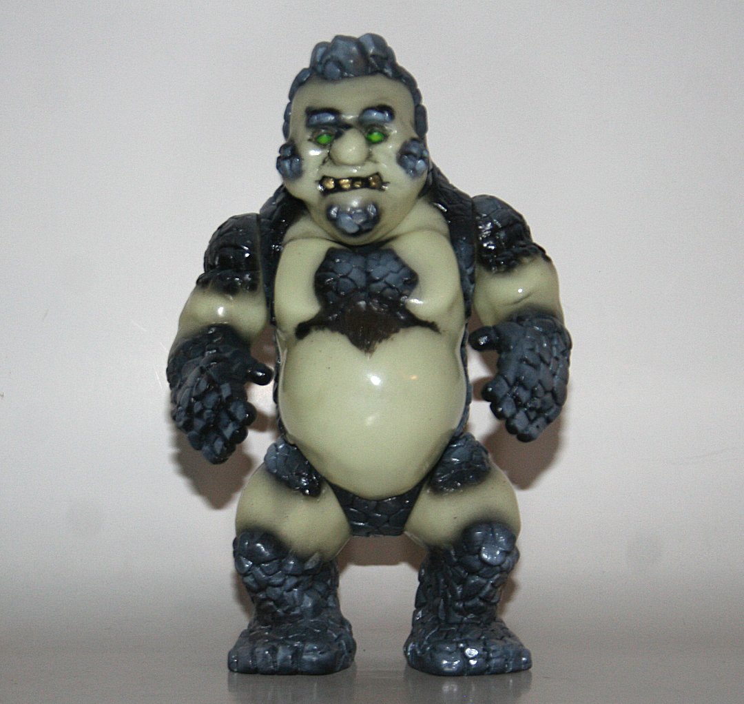 Kikkake Toy x HelloPike Custom Glow Sammo Hung