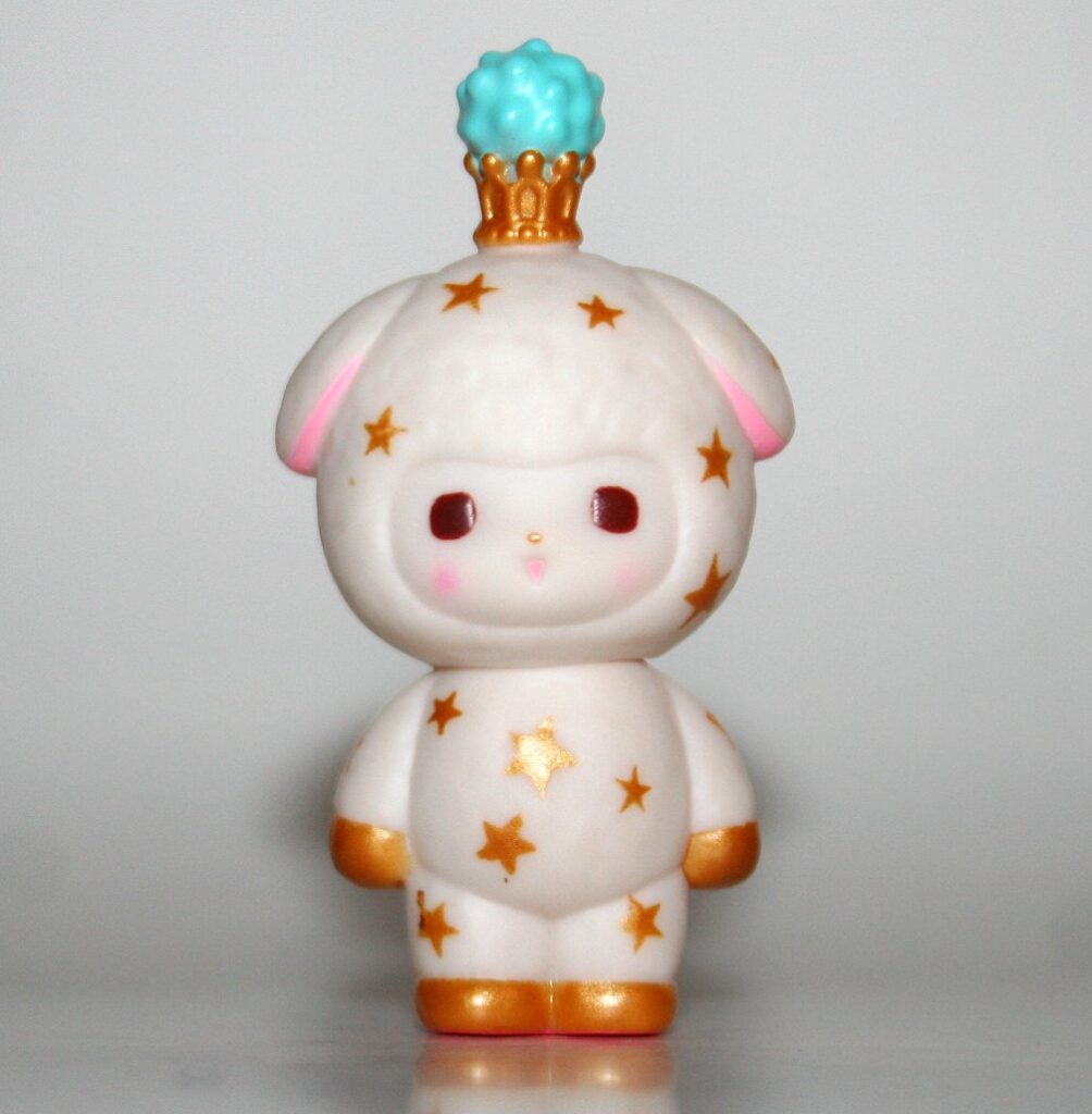 Medicom x Eri Marche VAG Series 22 Gold Star de Mimi