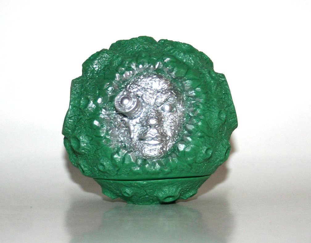 Tru:Tek x Zectron Silver on Green Oozeball