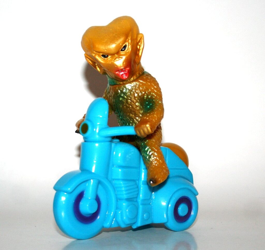 Ichibanboshi Blue and Gold Alien Bado