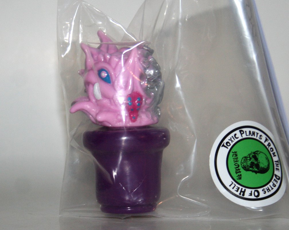 Trash Talk Toys x Paul Kaiju Mockbat Plant From Hell