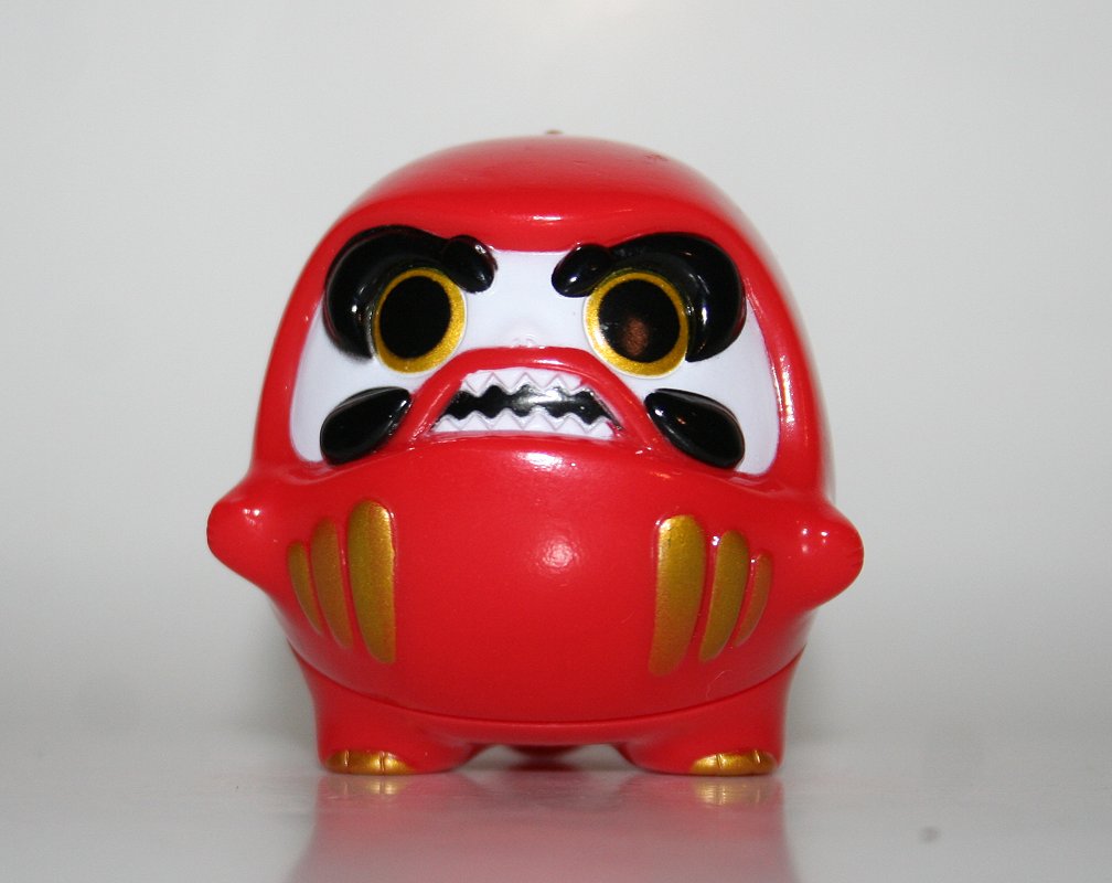 Medicom x UkyDayDreamer Red Kodaruma Thunder