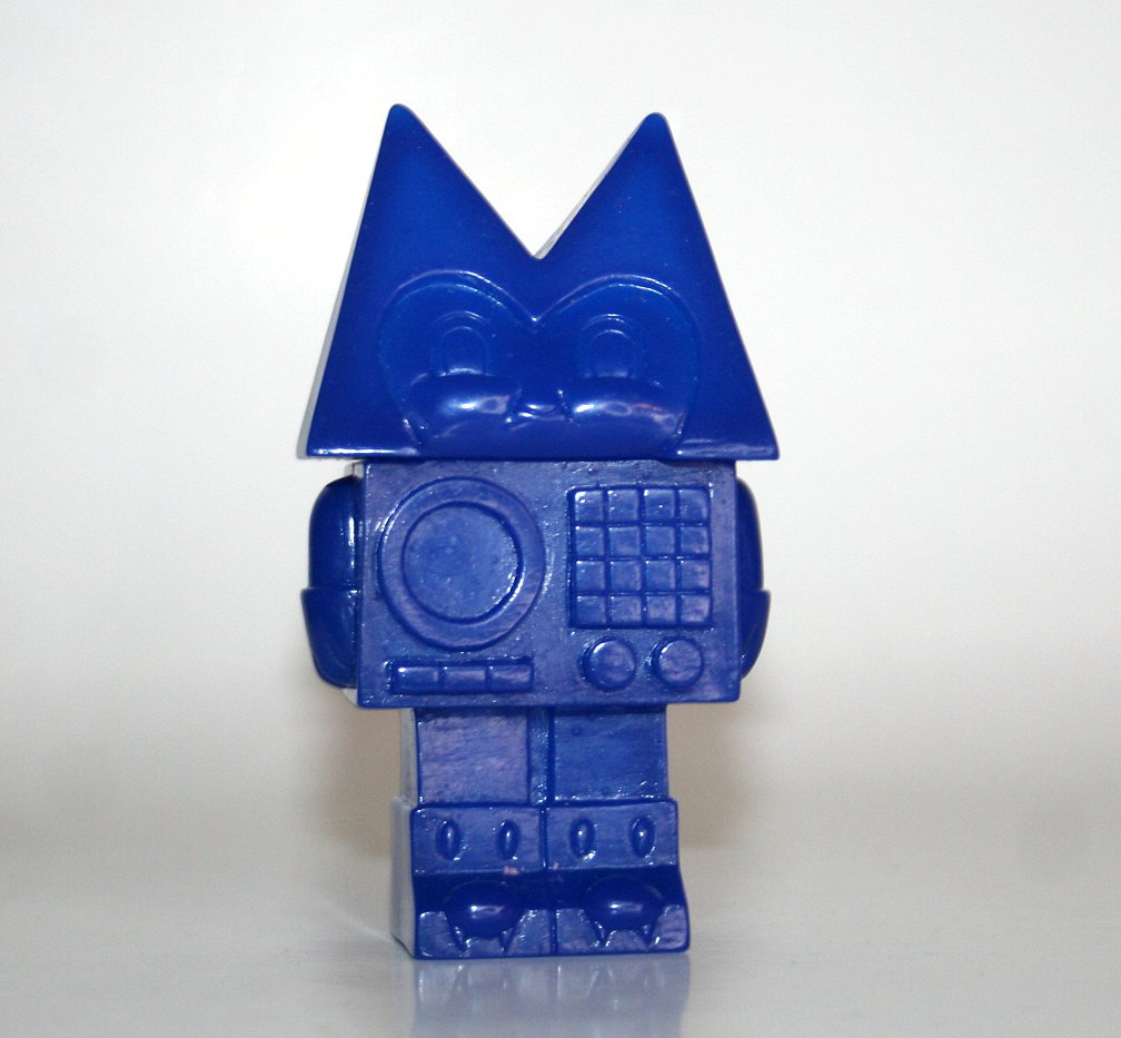 Chompton Stoodios Unpainted Blue Mini Vegan Robot
