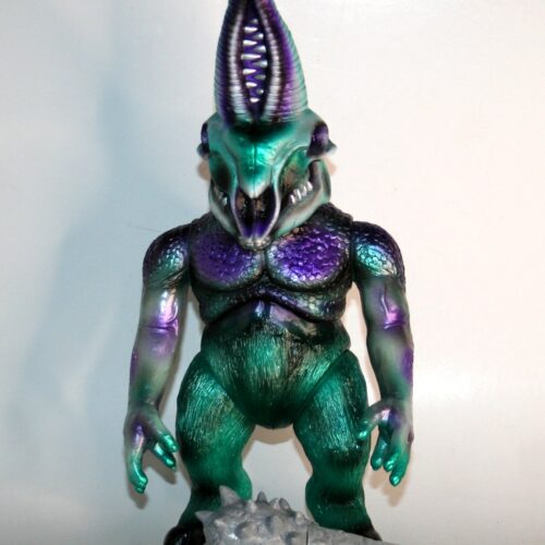 CREATURE BAZAAR ソフビ　GRIM HELL Splurrt x Creature Bazaar Green Hell Cattle Vinyl Figure | Vicious Fun