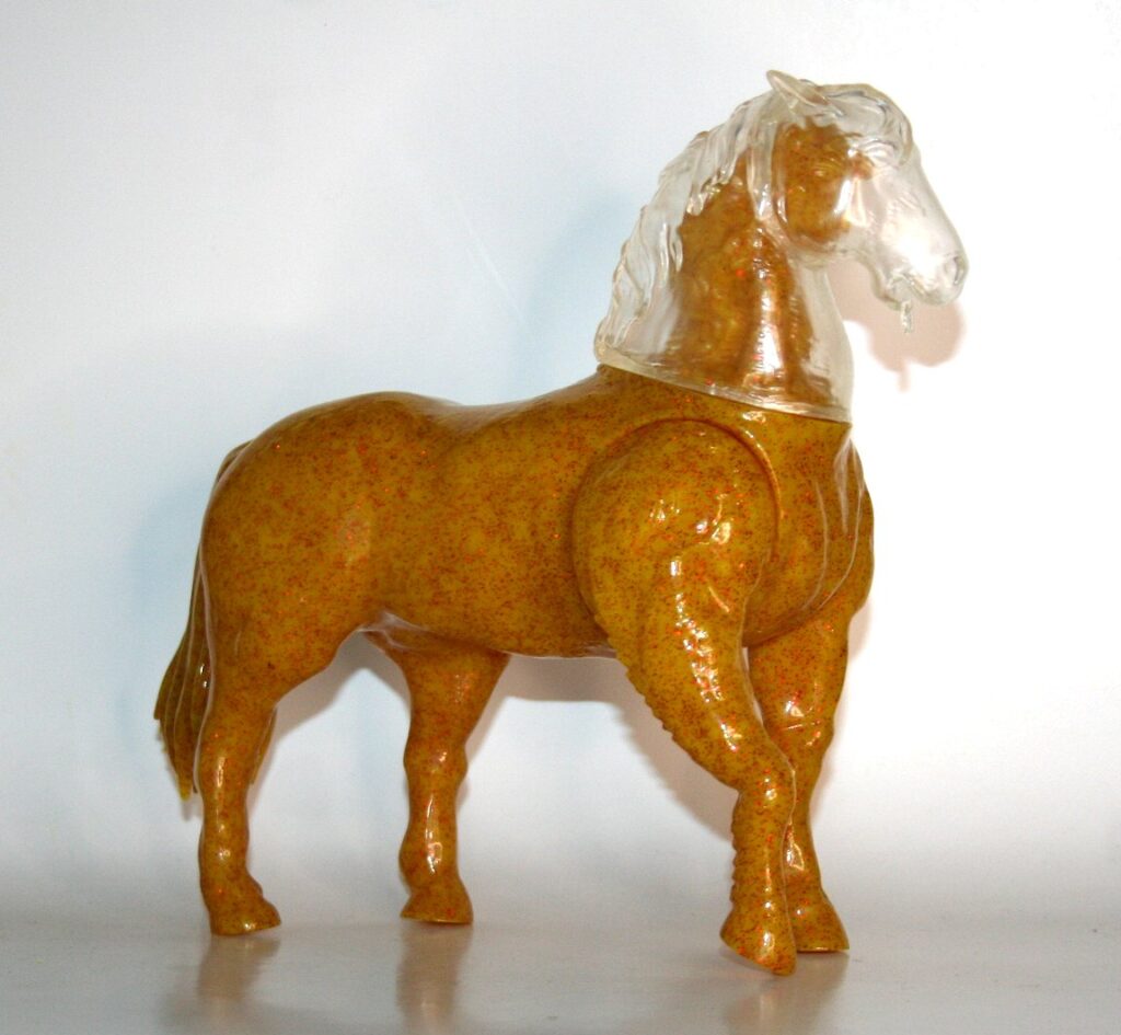 Boon Velvet Karuma She Headless Horse